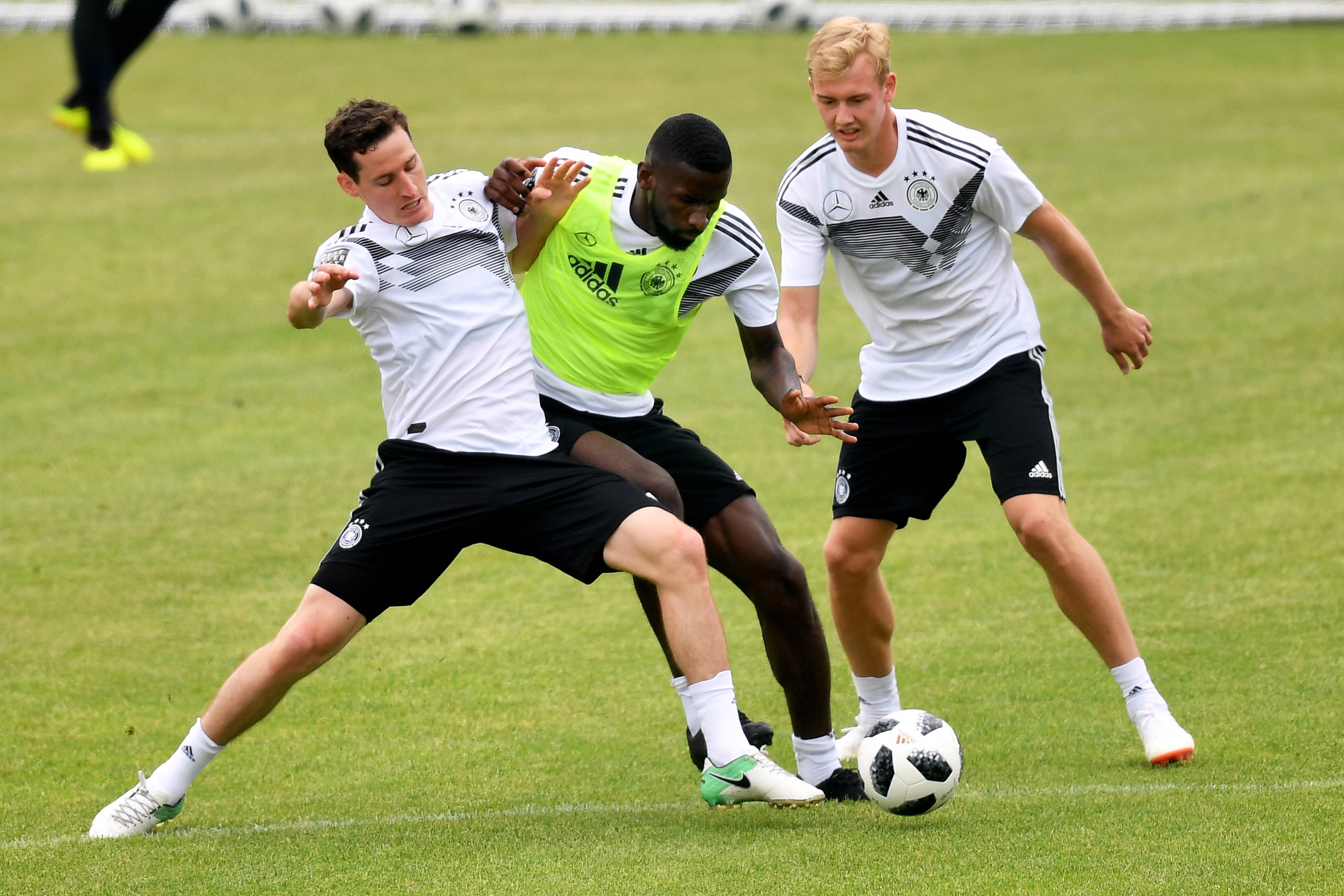 Wending gaming德国杯赛后再迎强敌，AC米兰伤情更新，主帅态度——更衣室稳定，控场能力受关注的简单介绍