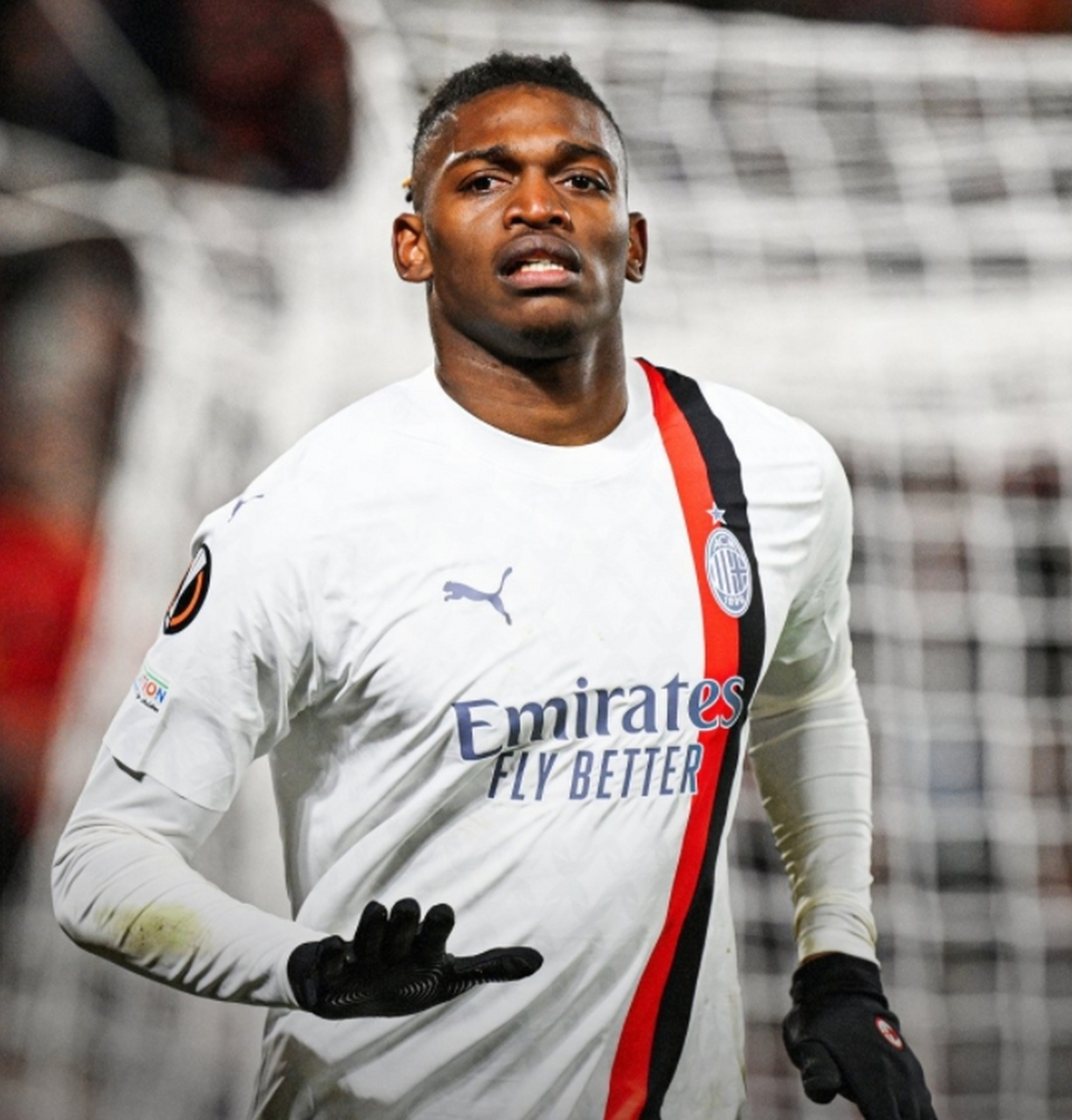 问鼎娱乐下载欧联赛程吃紧,AC米兰赛后扳平良机,球迷炸锅,球探报告显示潜力(球探007球迷论坛)