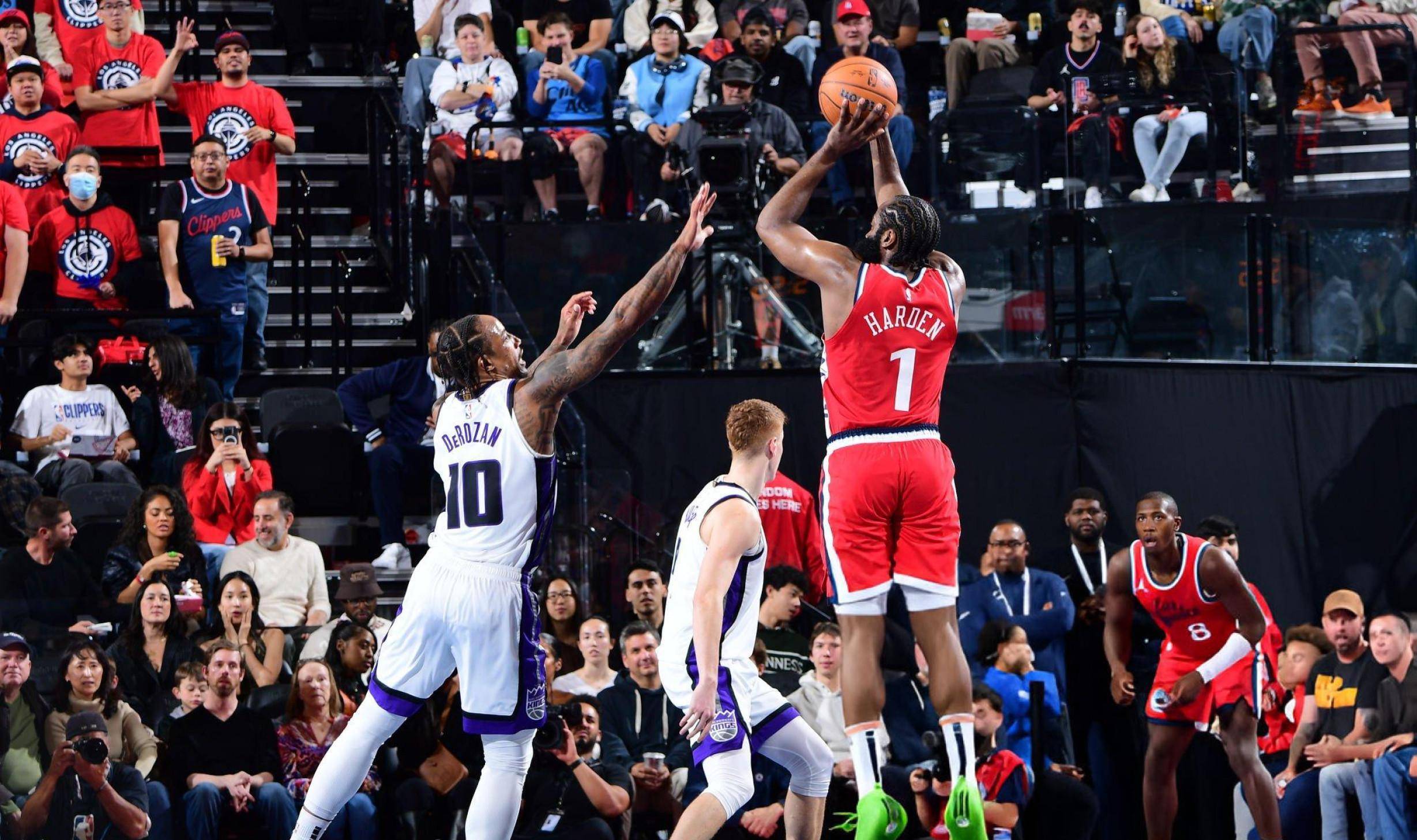 问鼎登录入口关于休斯敦火箭内部会议纪要流出：冲刺阶段调整名单，NBA季后赛使命明确，球队文化再被提及的信息