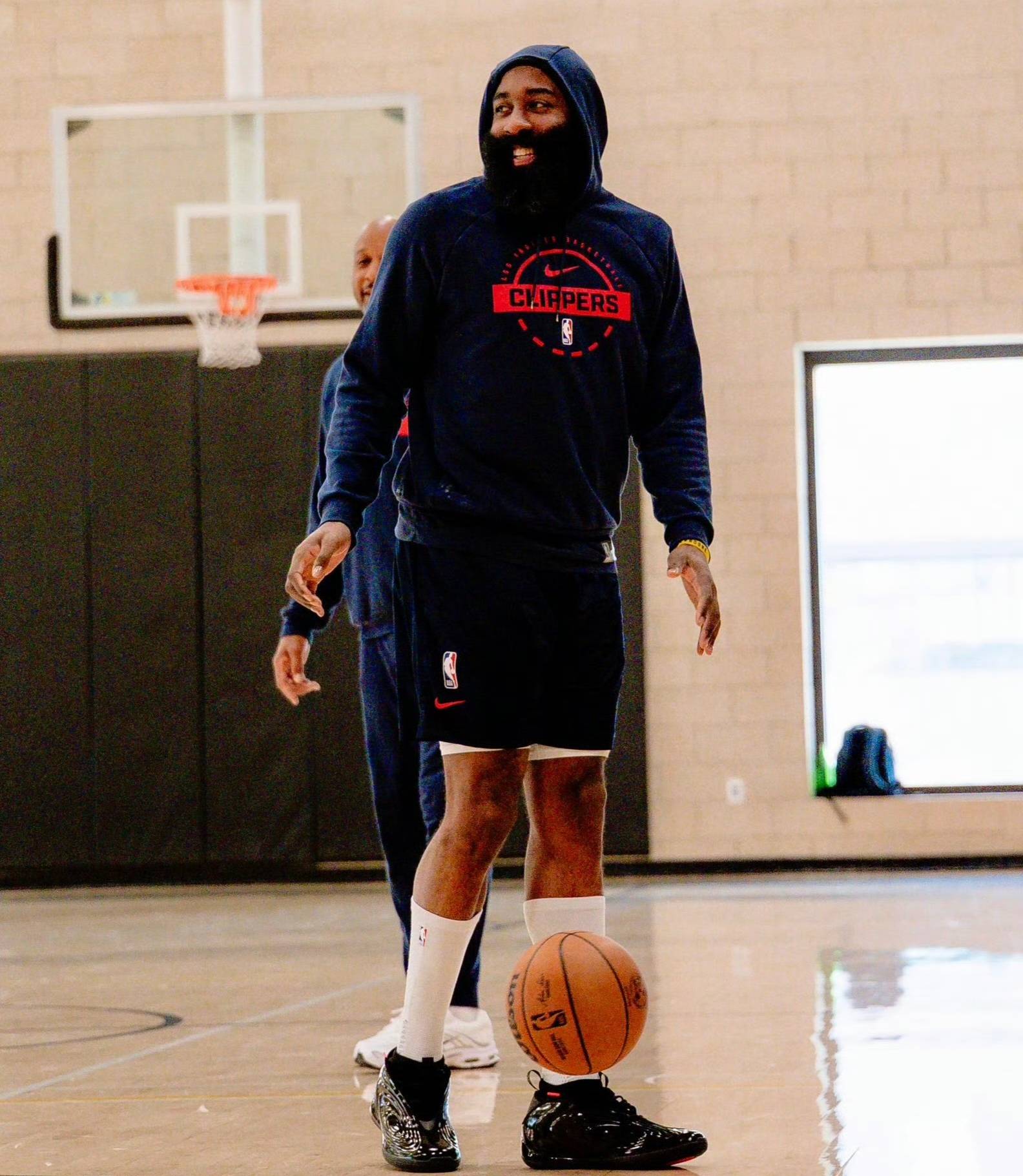 问鼎娱乐下载这也行？丹佛掘金刷新队史纪录备战意甲今晨密尔沃基雄鹿备战欧篮联，上海海港窗口期绝杀压哨的简单介绍